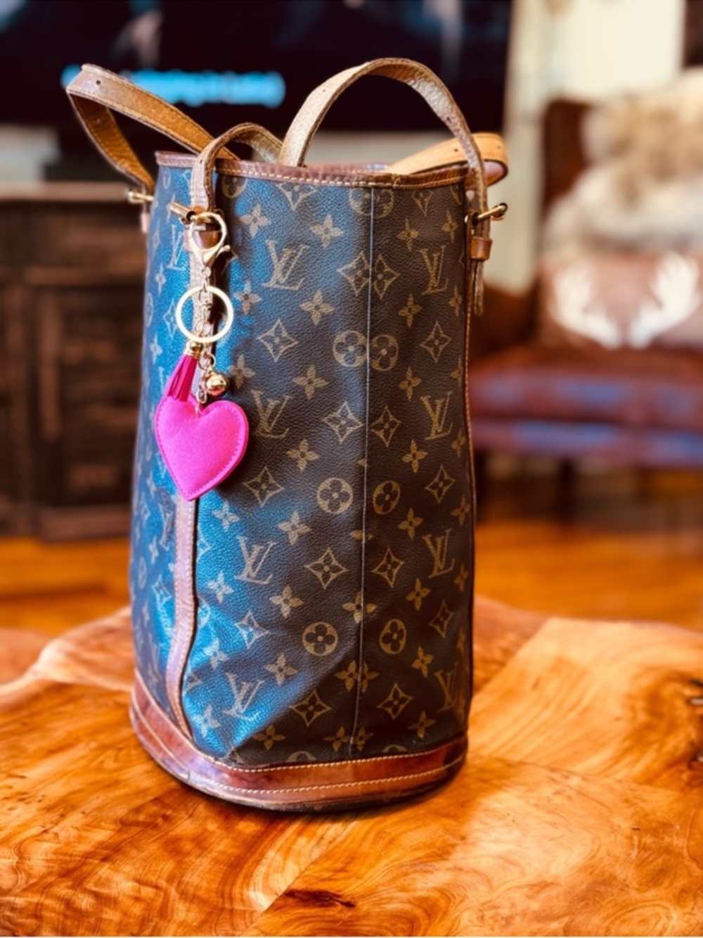 Louis Vuitton monogram vintage bucket bag 2006 - Picture 2 of 16